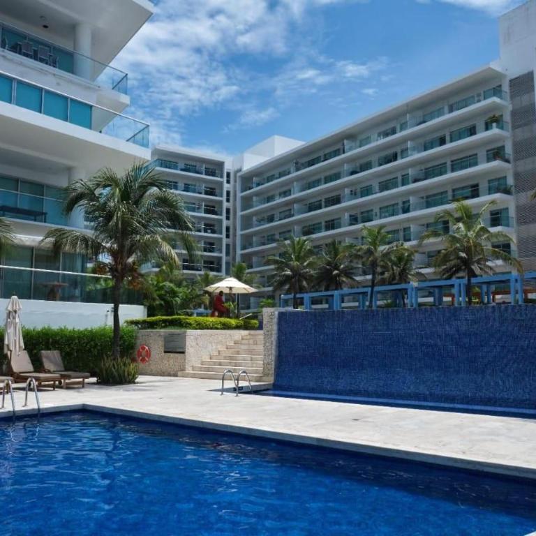 Bello apartamento con salida directa a la playa - Two-Bedroom Apartment - 2