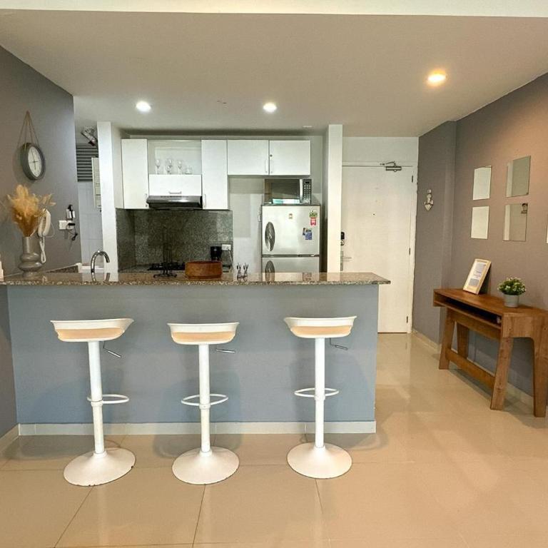 Bello apartamento con salida directa a la playa - Two-Bedroom Apartment - 3