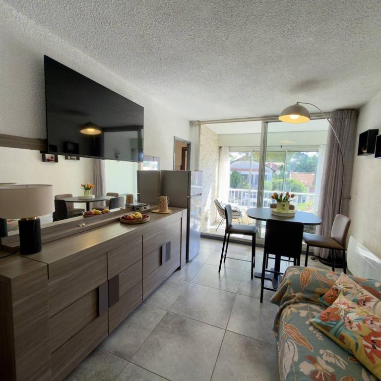 Appartement lumineux, parking privÃ© - 4 pers. - FR-1-388-258 - Appartement - 7
