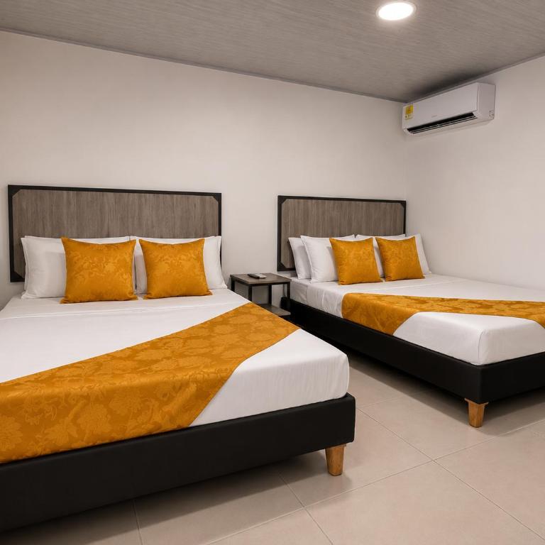 HOTEL ELITE - Quadruple Room - 3