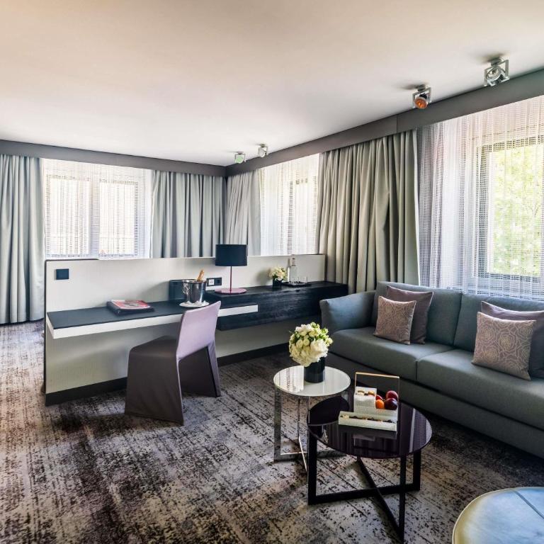 Sofitel Munich Bayerpost - Suite Junior Executive Esquinera - 1
