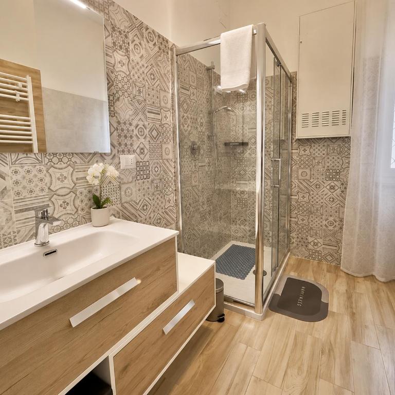 Centralissimo sul mare - 2 camere e 2 bagni - 6 posti letto - Apartamento de 2 dormitorios - 18