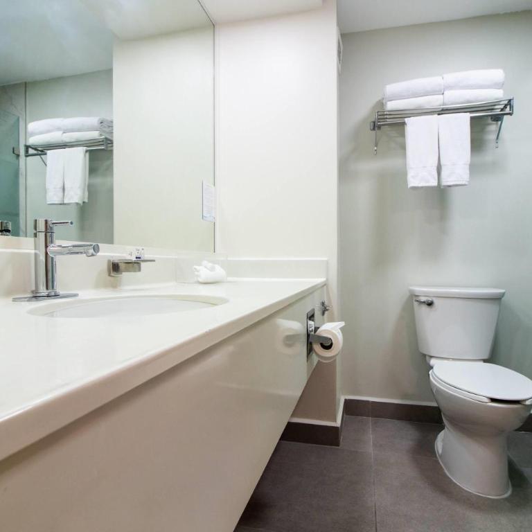 Wyndham Garden Monterrey Norte - Habitación Doble Business para no fumadores - 2 camas dobles - 4