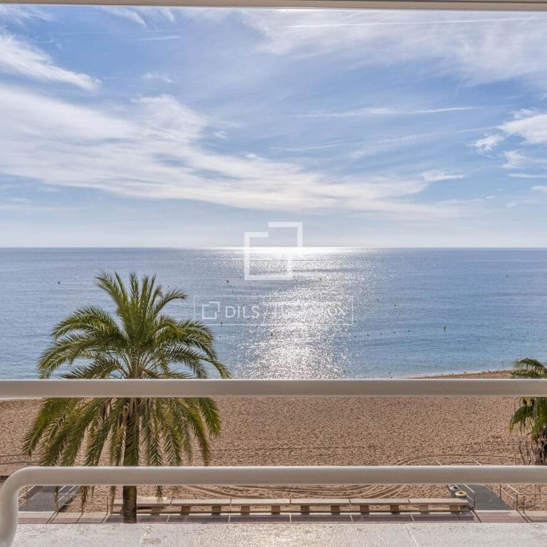 Incredible renovated apartment on the waterfront - Appartamento con 2 Camere da Letto, Balcone e Vista mare - 9