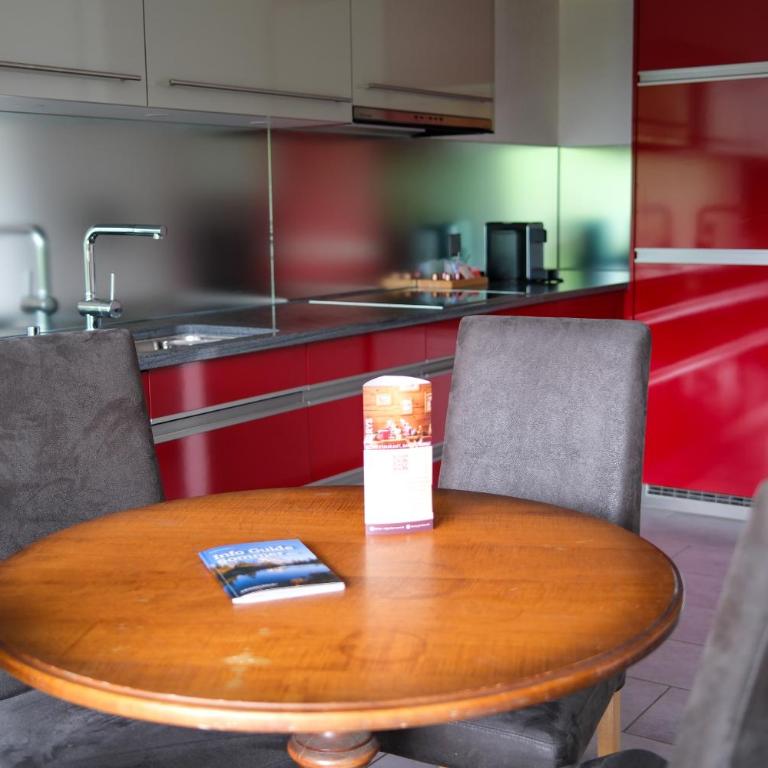 Eiger Guest House - Grindelwald - Apartment mit 1 Schlafzimmer - 1