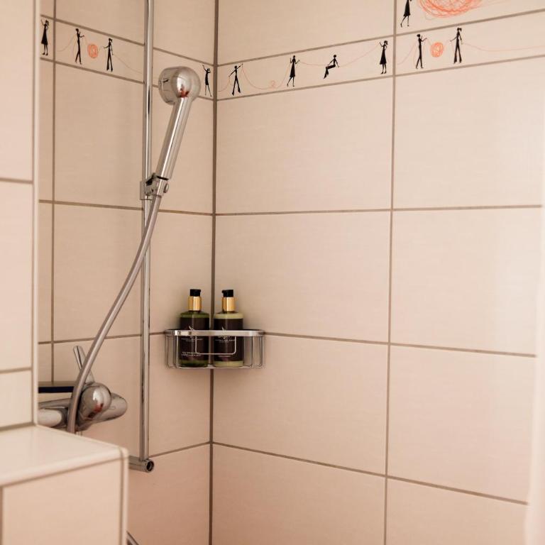 Eiger Guest House - Grindelwald - Apartment mit 1 Schlafzimmer - 4