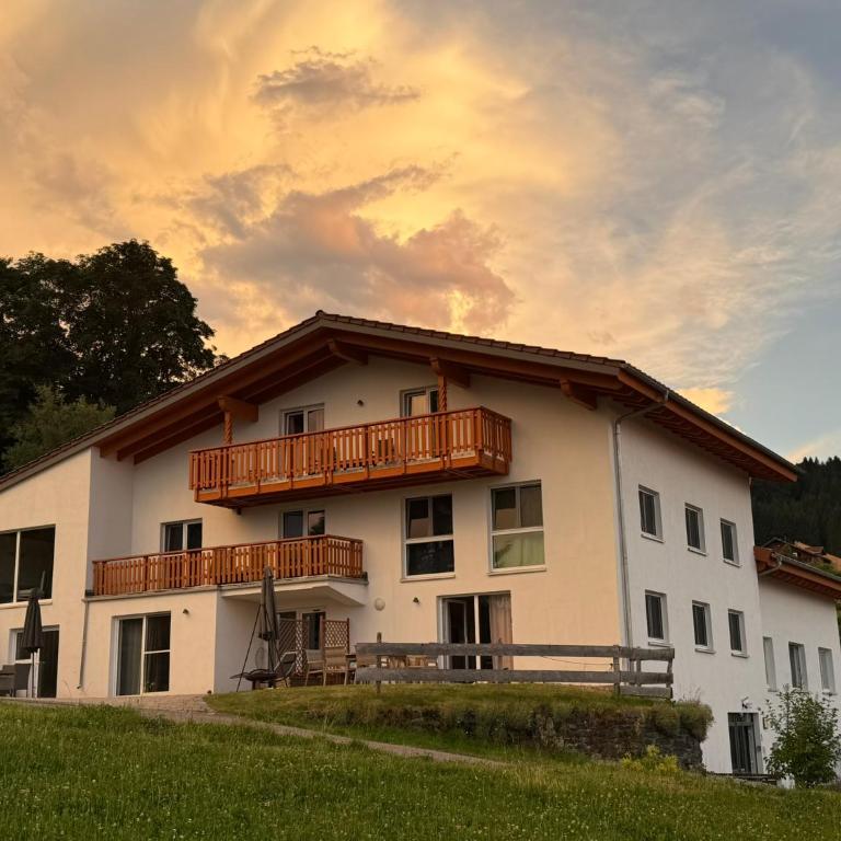 Landhaus am Schindelberglift - Suite mit Bergblick - 1