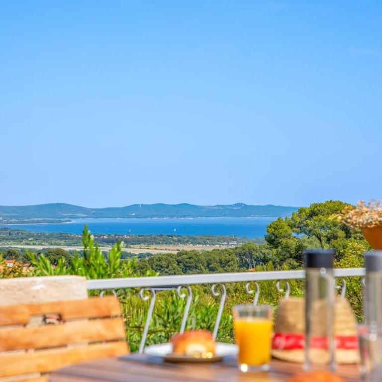 Calme & Verdoyant - 8 Pers - Climatisation & BBQ - Villa - 8