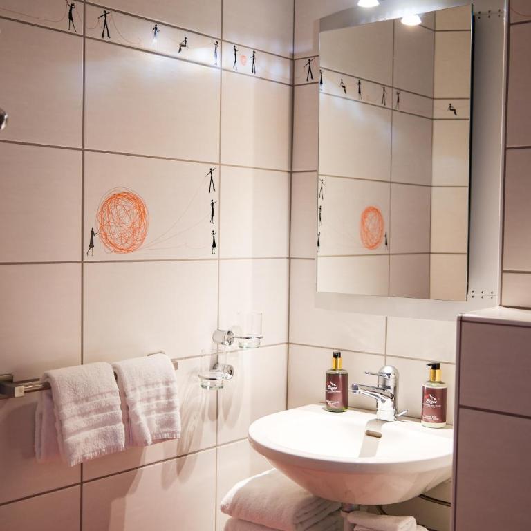 Eiger Guest House - Grindelwald - Apartment mit 1 Schlafzimmer - 7