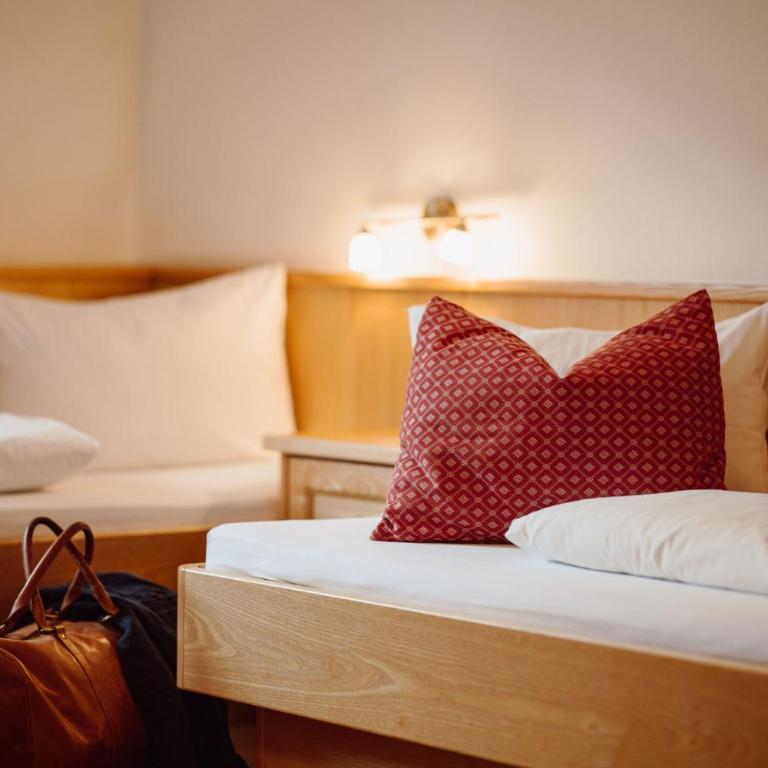 Hotel Alpenrose - Familienzimmer mit Balkon - 1