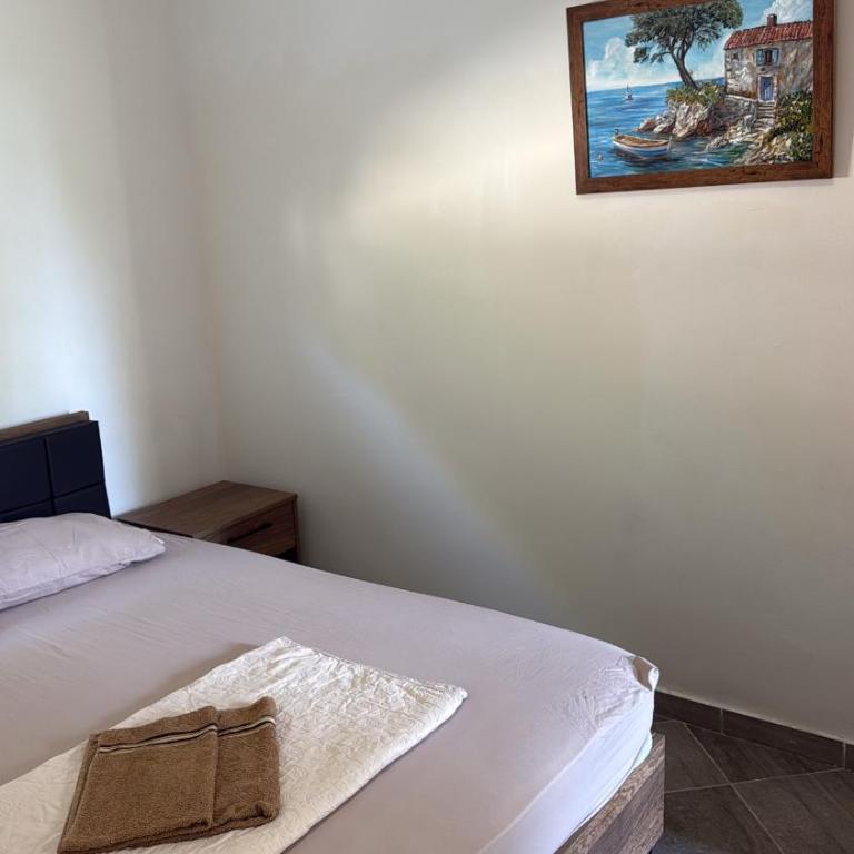 Apartments Vretenicic - One-Bedroom Apartment - 1