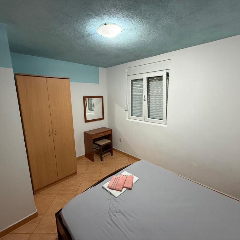 Apartments Vretenicic - One-Bedroom Apartment with Sea View (4 Adults) - 2