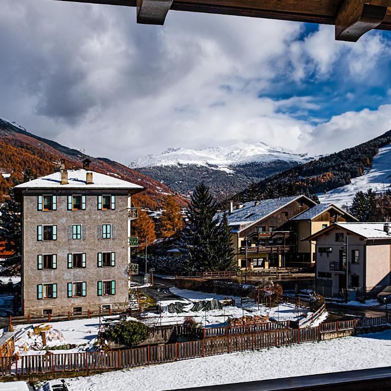 Chalet Meridiana - Appartamento Superior con 1 Camera da Letto e Balcone - 31