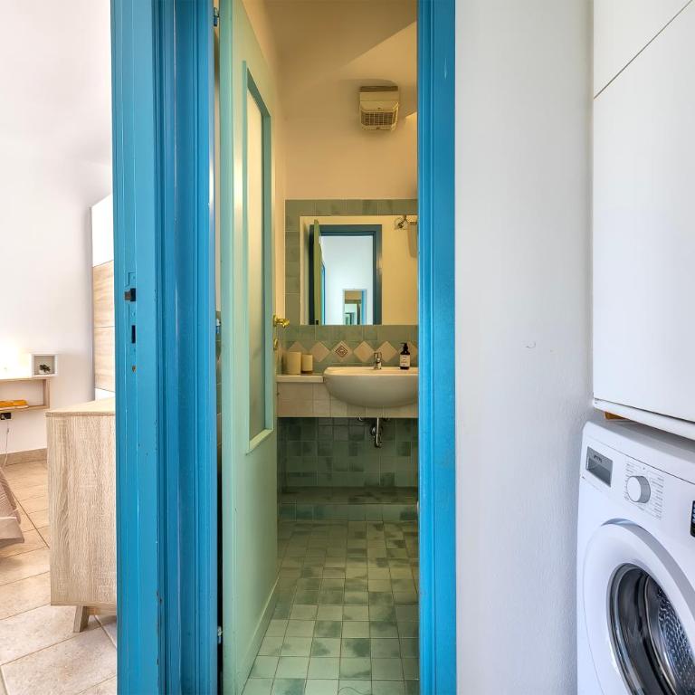 Al Piazzale Appartamento fronte Porto - Two-Bedroom Apartment - 8