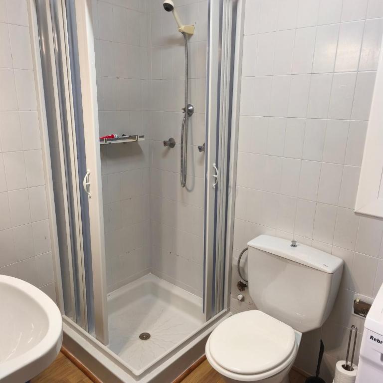 Puig Rom Pau Vila - One-Bedroom Apartment with Sea View and Balcony - 1
