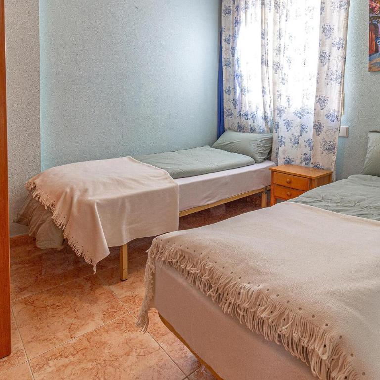 Nice Apartment In Torrevieja With Wifi - Appartamento con 2 Camere da Letto - 9