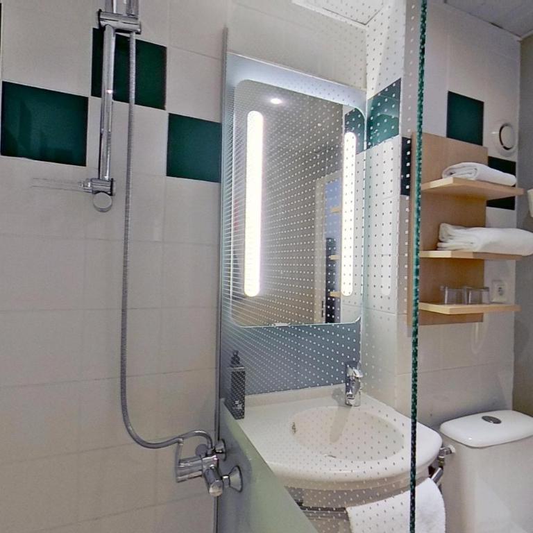 ibis Vannes - Chambre Double Standard - 11