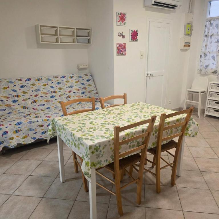 Le Soléna appartement climatisé au rez-de-chaussée dans le Vieux Menton - Appartement - Rez-de-Chaussée - 8