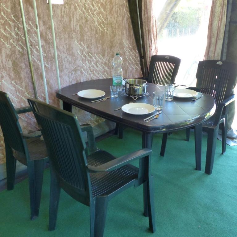 Camping 4 étoiles Les Amiaux - Tente bungalow équipée 23m2 - Piscines - 900m plage - Sezonia - Tent - 4