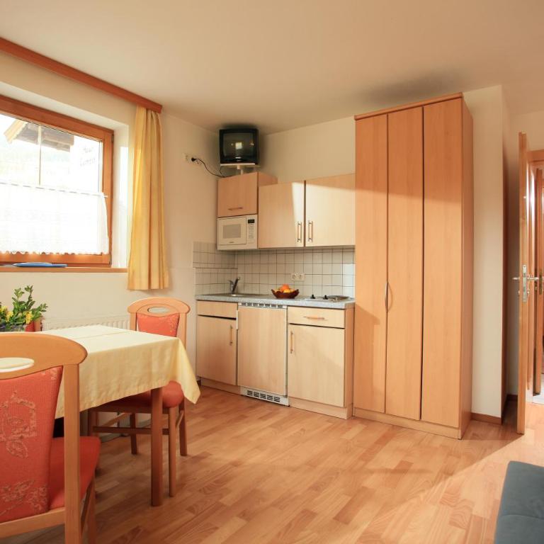 Appartements Gamper - Alpline Appartements KG - Apartment (2-4 Erwachsene) - 2