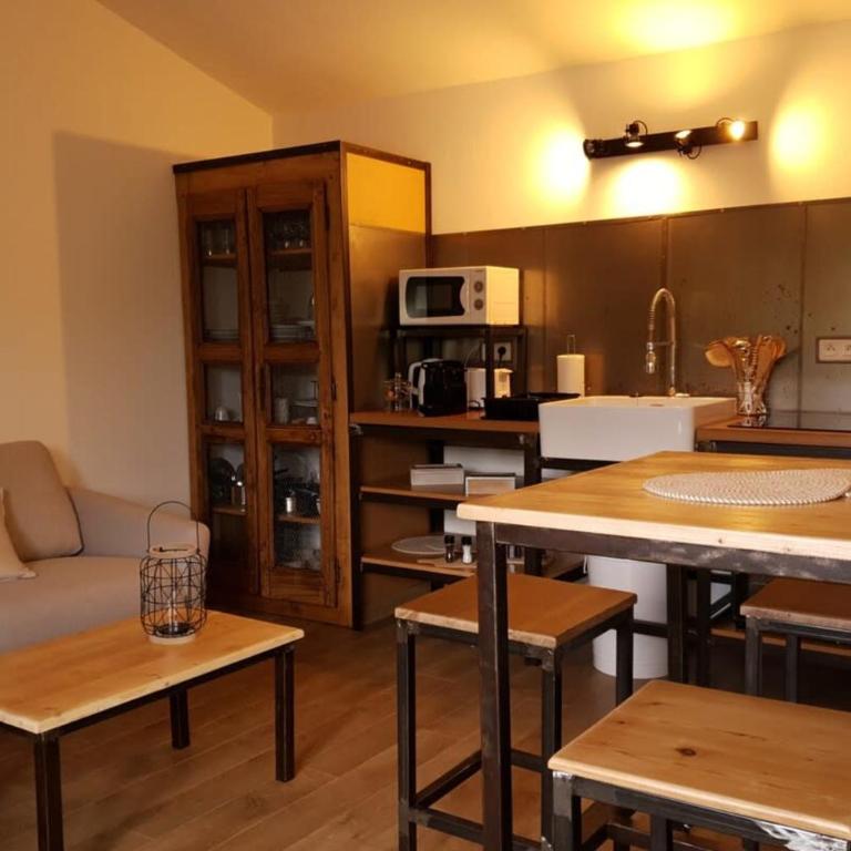 Casa di charme tra porto e centro città - Casa Vacanze - 8