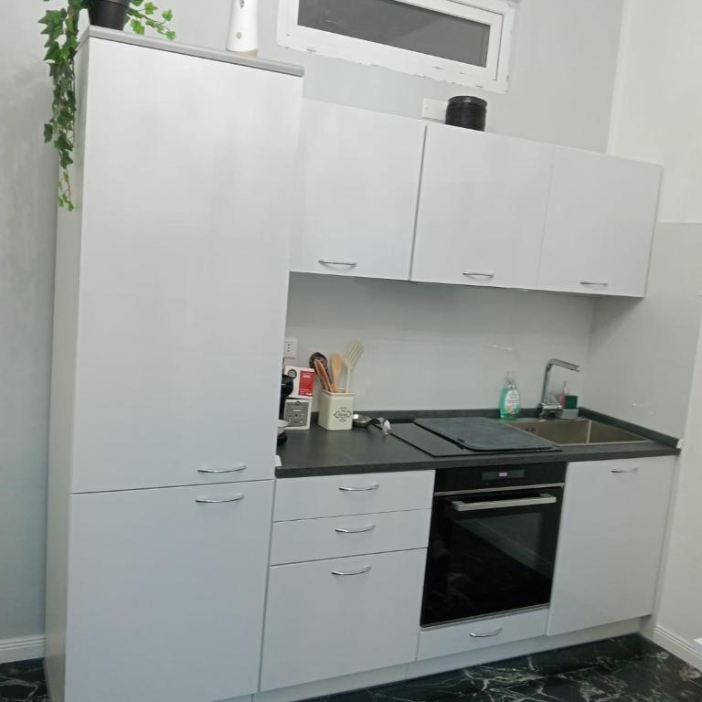 MB Monolocale in via XX Settembre - One-Bedroom Premium Apartment - 5