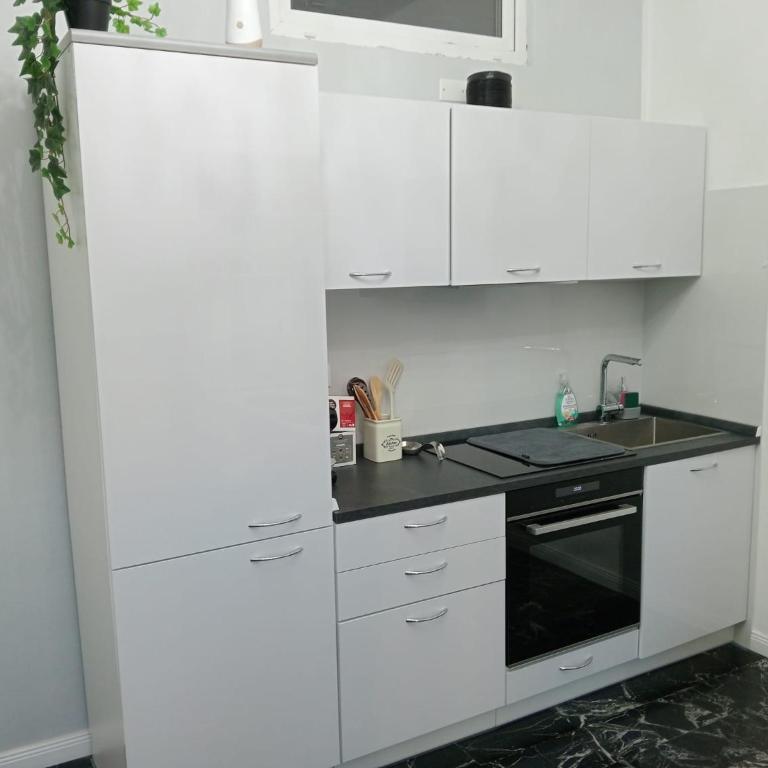 MB Monolocale in via XX Settembre - One-Bedroom Premium Apartment - 7