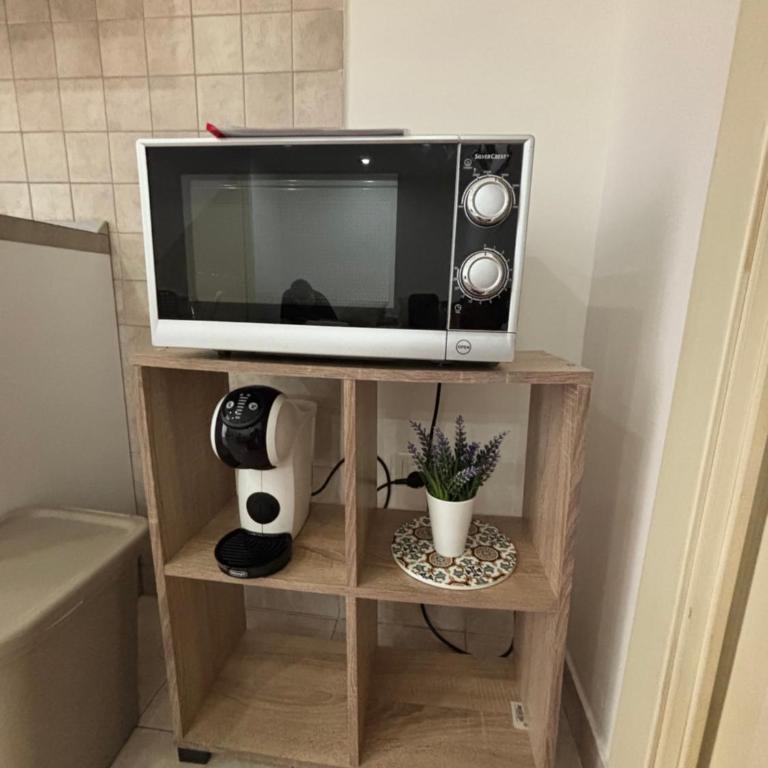 Maly - One-Bedroom House - 9