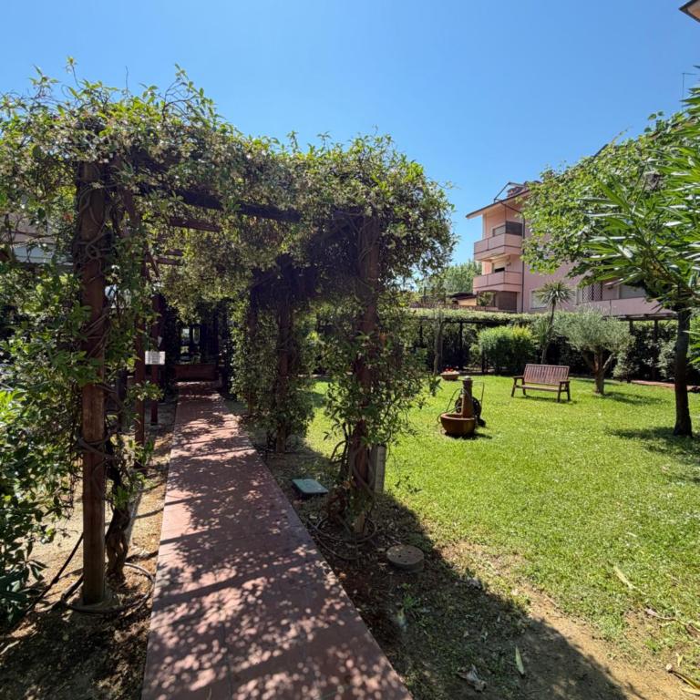 Veliero Fronte Mare 3 camere Flexrent - Immobiliare Abissinia - Three-Bedroom Apartment - 2