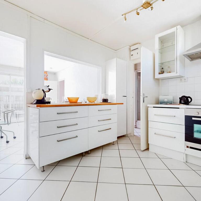 LIMOGES, parqing privais, idéal pour les déplac profess ! - Two-Bedroom Apartment with Garden View - 1