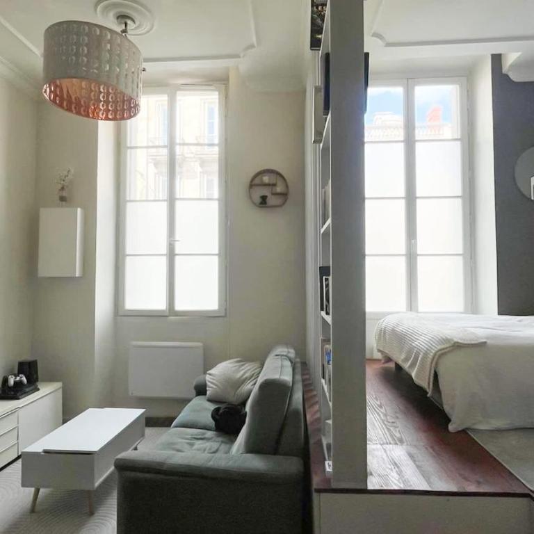 Charming Studio in the Heart of Bordeaux - Apartment - 4