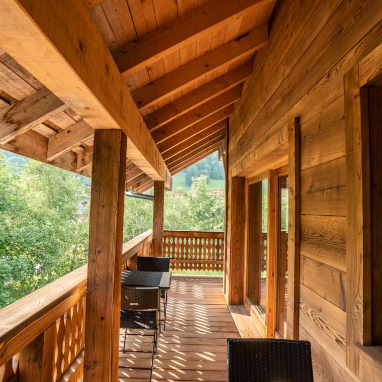 CHALET LES CERFS - Chambre Double - Vue sur Montagne - 1