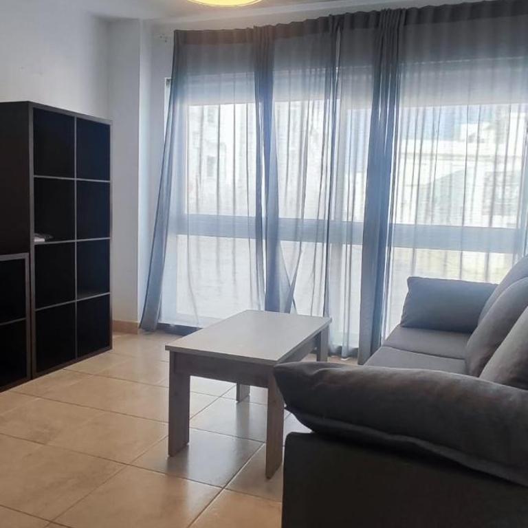 Apartamento en plaza Goya de Conil - Apartamento de 2 dormitorios - 2