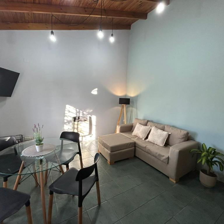 La Casita de Levene en Lobos - Two-Bedroom Apartment - 2