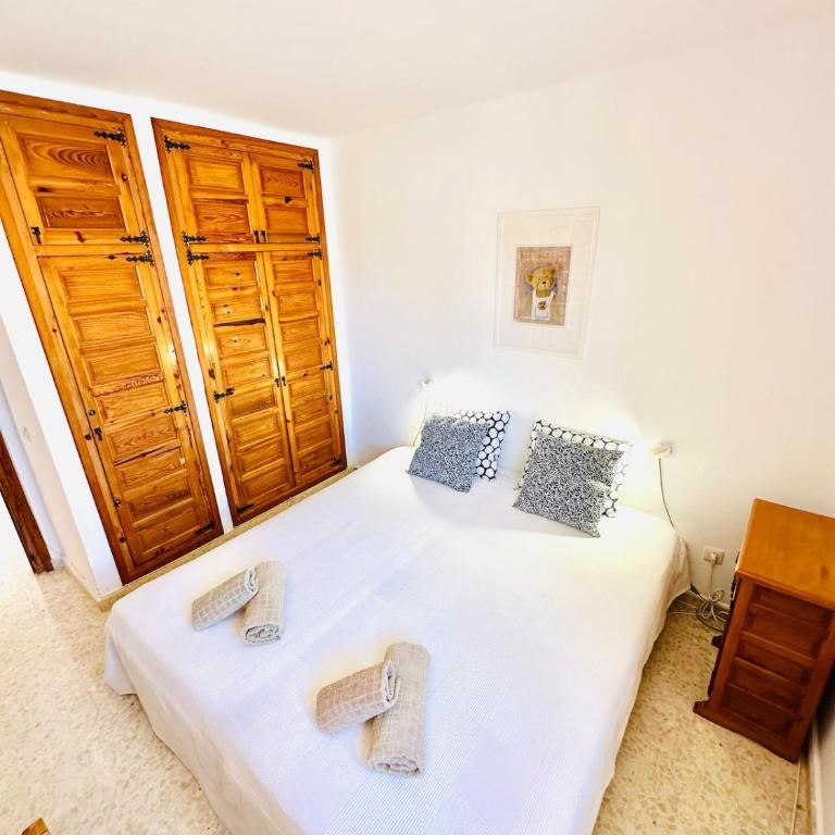 Stunning View Home with Garden & Pool in San Juan de Capistrano - Two-Bedroom Apartment - 4
