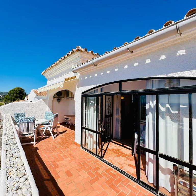 Stunning View Home with Garden & Pool in San Juan de Capistrano - Two-Bedroom Apartment - 8