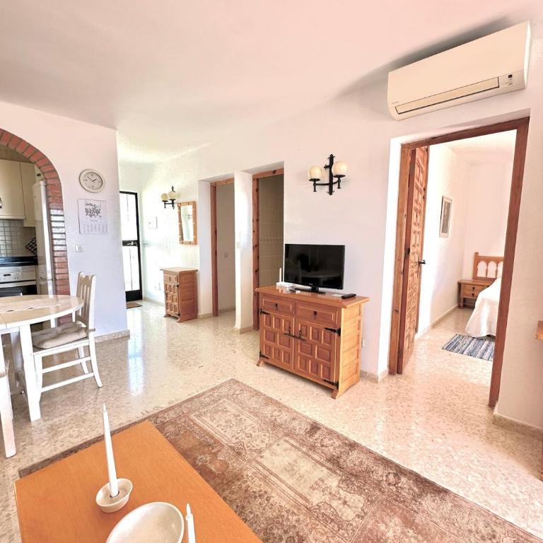 Stunning View Home with Garden & Pool in San Juan de Capistrano - Two-Bedroom Apartment - 13