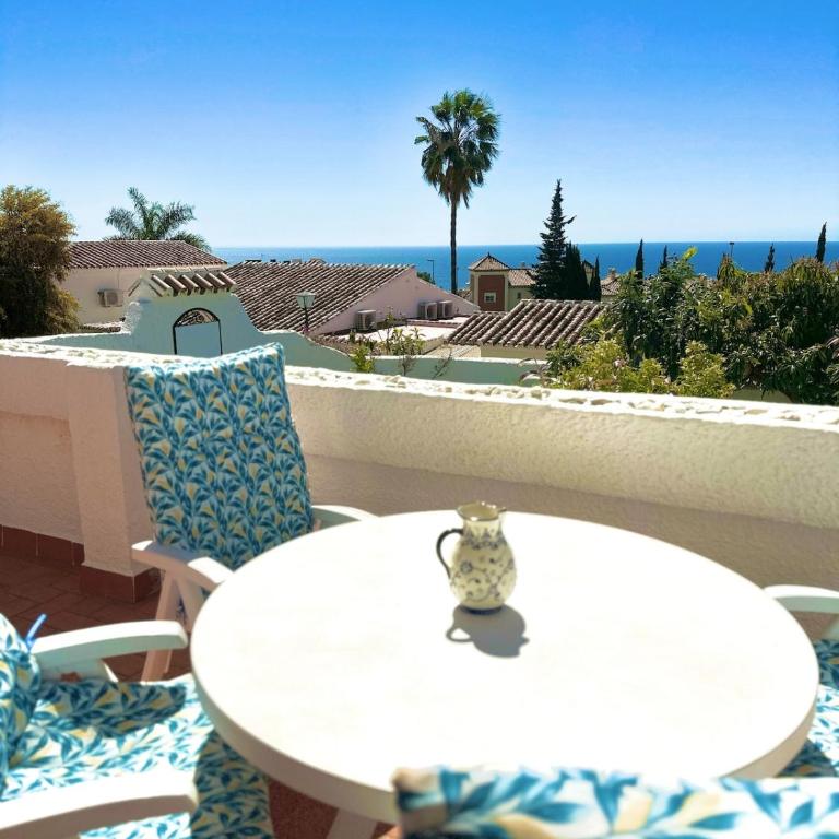 Stunning View Home with Garden & Pool in San Juan de Capistrano - Two-Bedroom Apartment - 20