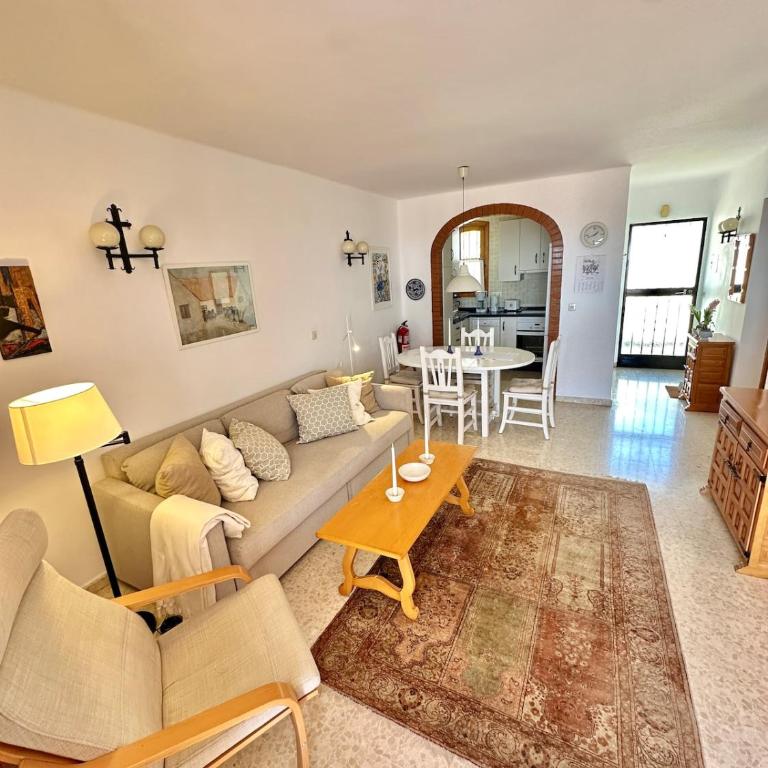 Stunning View Home with Garden & Pool in San Juan de Capistrano - Two-Bedroom Apartment - 26
