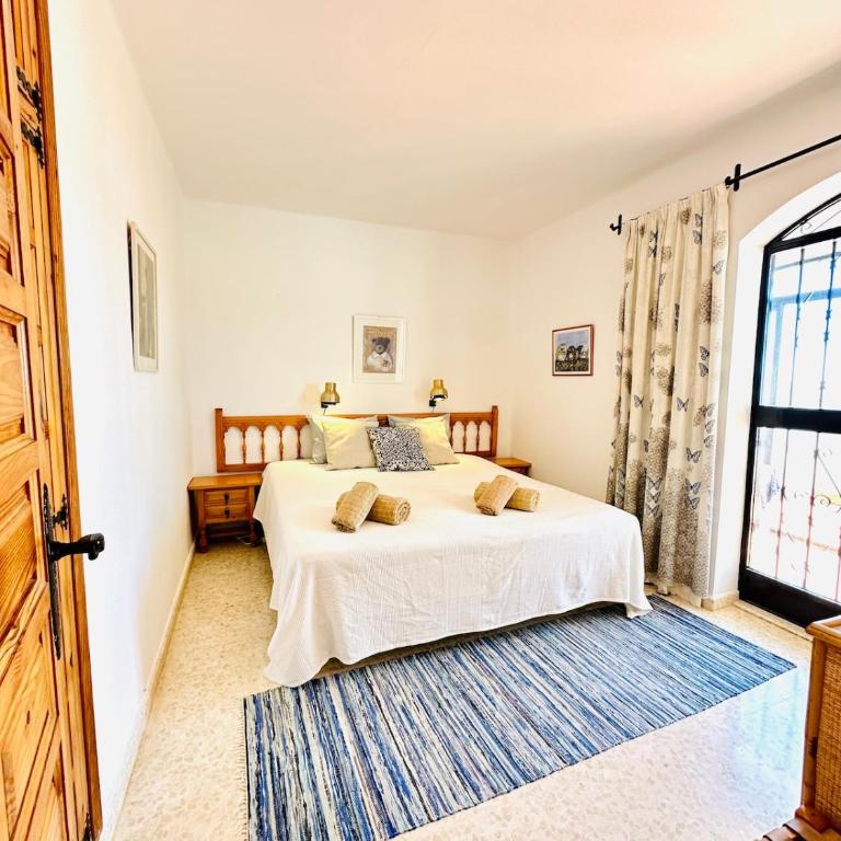 Stunning View Home with Garden & Pool in San Juan de Capistrano - Two-Bedroom Apartment - 34