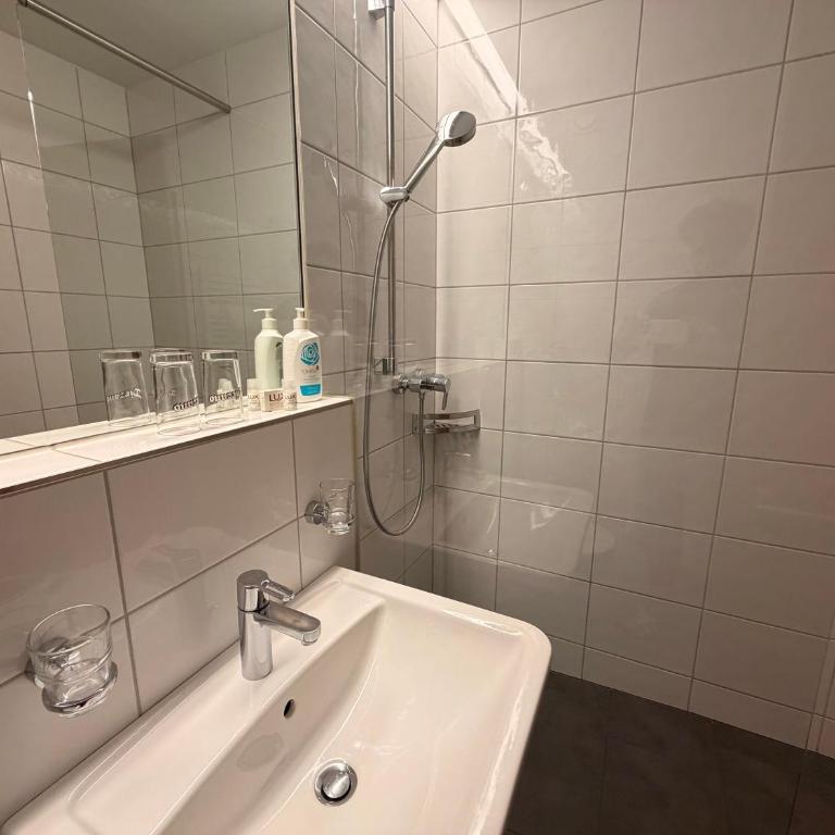 Residenz Dunza Hotel Garni - Suite Familiare con Balcone - 7