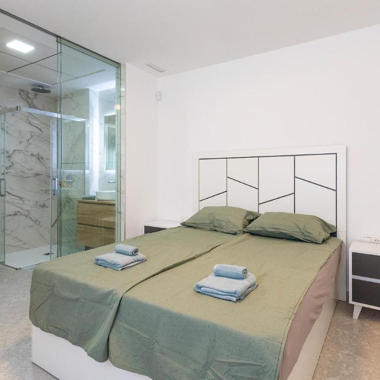 Beautiful Apartment In Torrevieja With Wifi - Apartamento de 3 dormitorios - 7