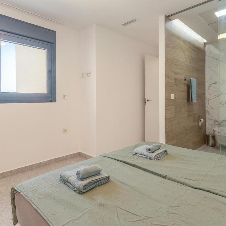 Beautiful Apartment In Torrevieja With Wifi - Apartamento de 3 dormitorios - 9