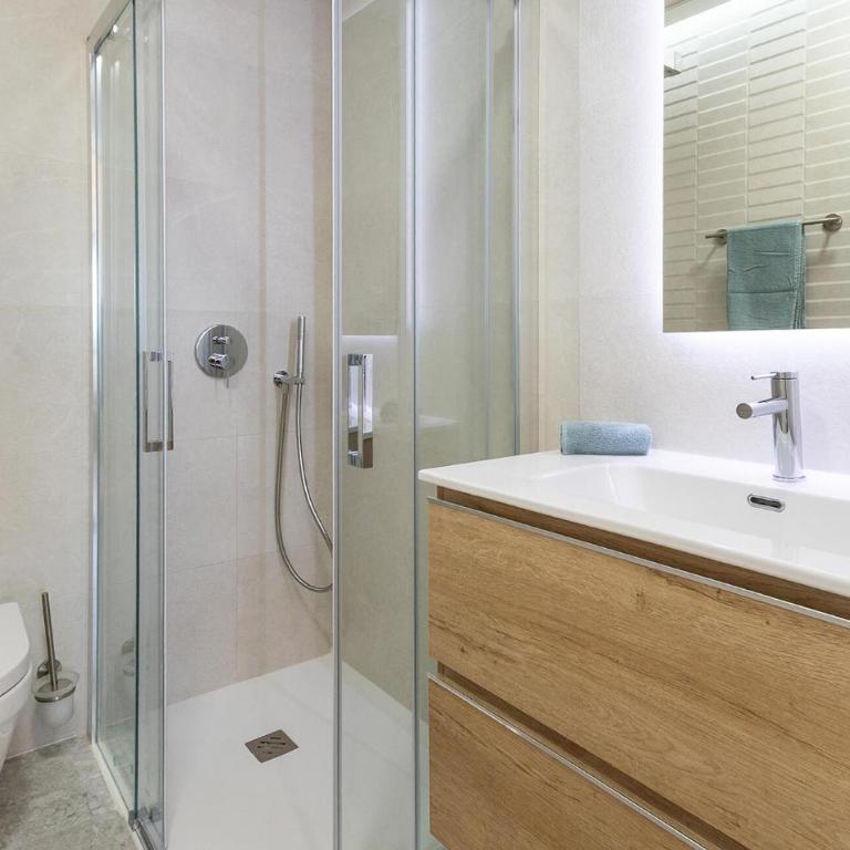Beautiful Apartment In Torrevieja With Wifi - Apartamento de 3 dormitorios - 13
