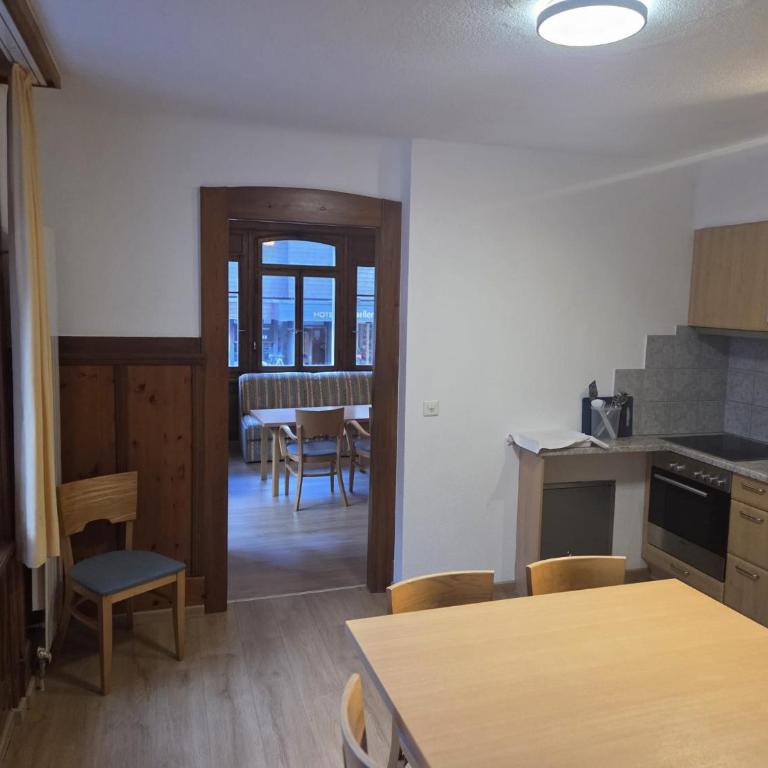 Schlossli-Le Petit Chateau - Apartment mit 2 Schlafzimmern und Balkon - 2