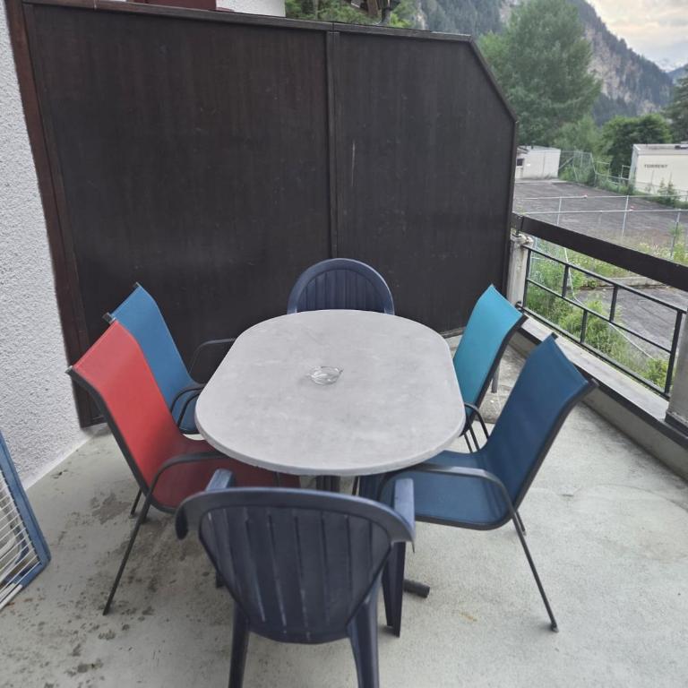Schlossli-Le Petit Chateau - Apartment mit 2 Schlafzimmern und Balkon - 4