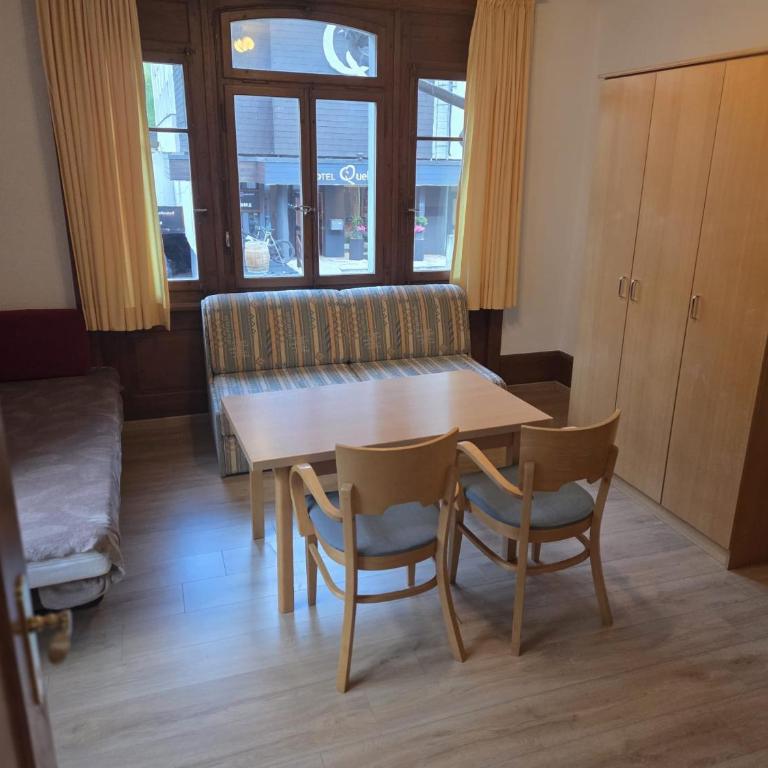 Schlossli-Le Petit Chateau - Apartment mit 2 Schlafzimmern und Balkon - 7