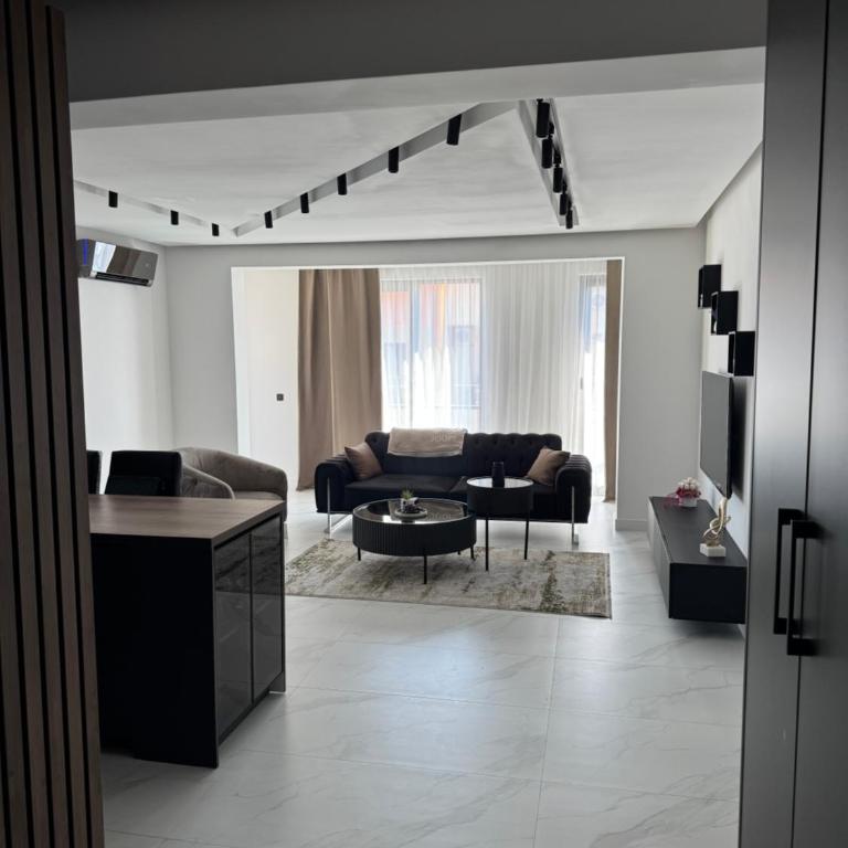 AD Home - One-Bedroom Apartment - 2