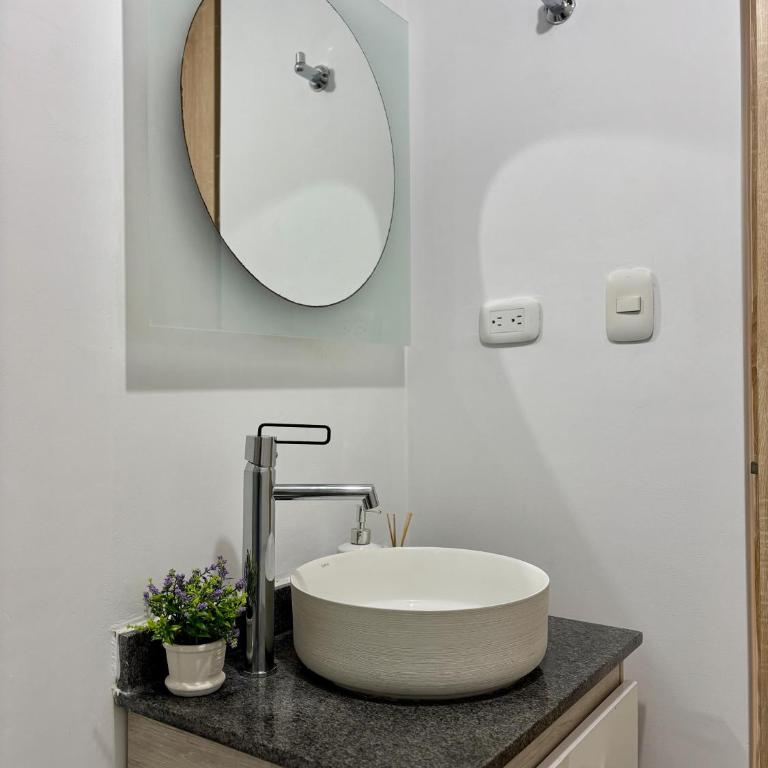 Ambar Sky - Two-Bedroom Apartment with Balcony - 15