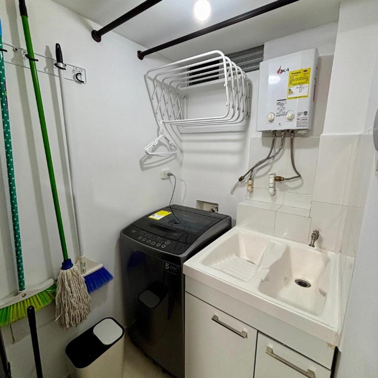 Ambar Sky - Two-Bedroom Apartment with Balcony - 8